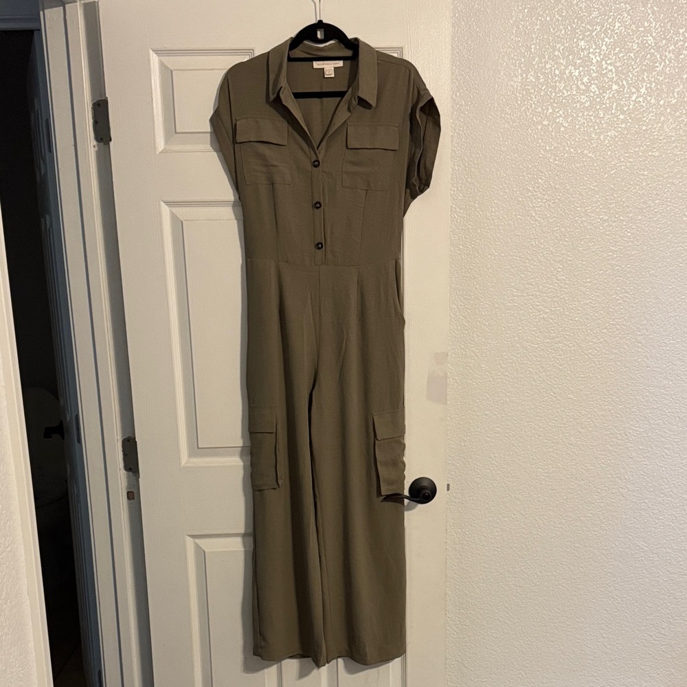 Monteau Khaki Button-Up Jumpsuit